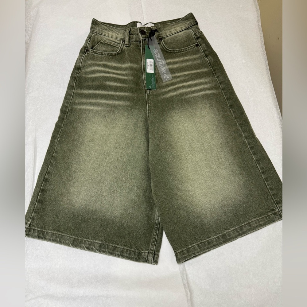 NWT: Scuffers JUMBO SHORTS GREEN Green Denim📍